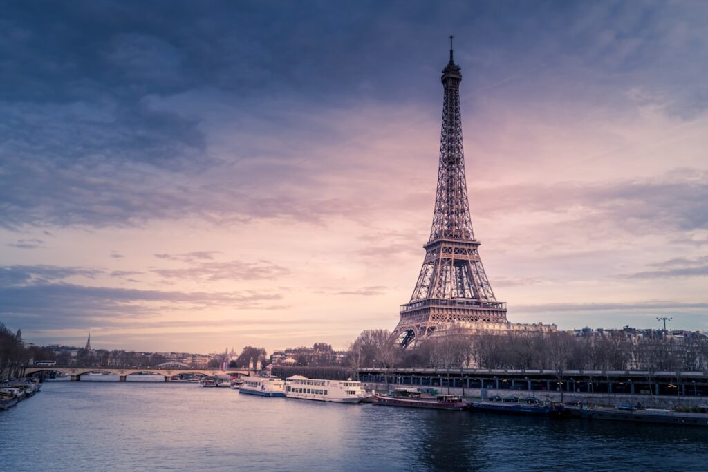 Eiffel Tower Paris Sunrise - Travel Meadow Guide